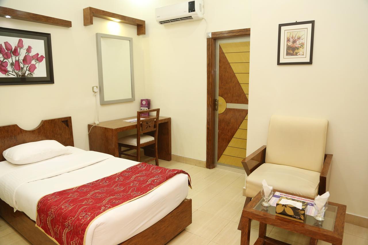Hotel The Grand Regency Bahawalpur Zewnętrze zdjęcie