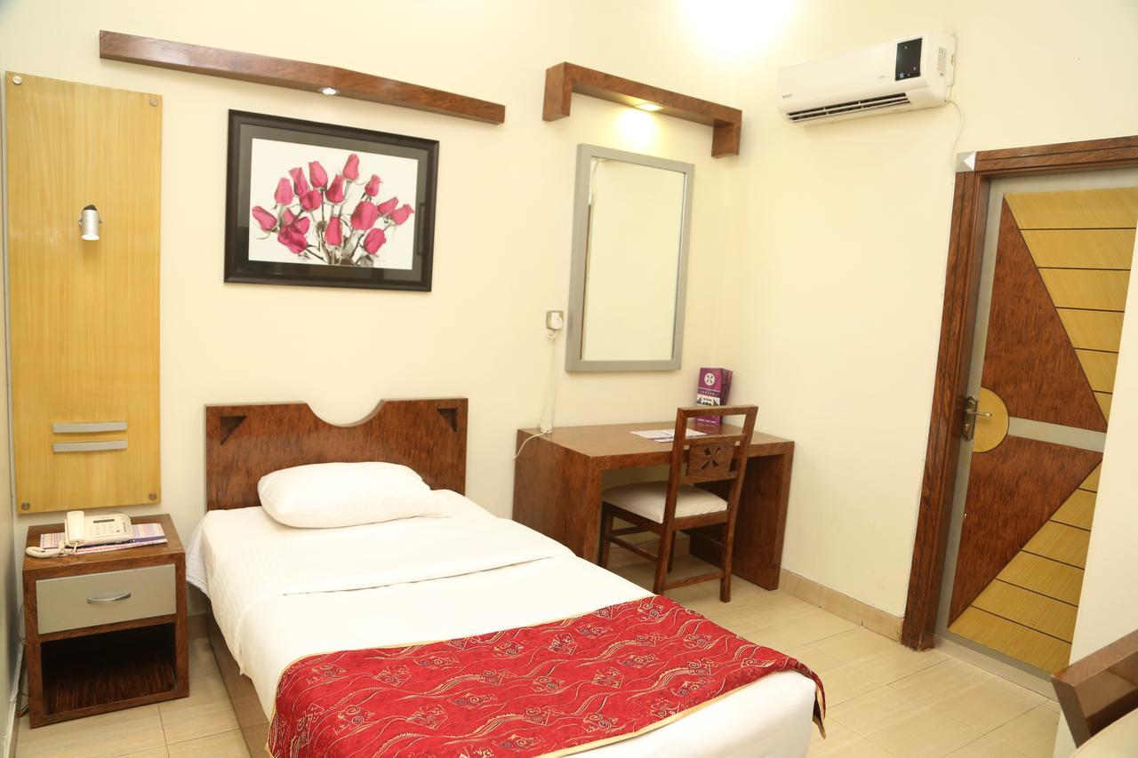 Hotel The Grand Regency Bahawalpur Zewnętrze zdjęcie